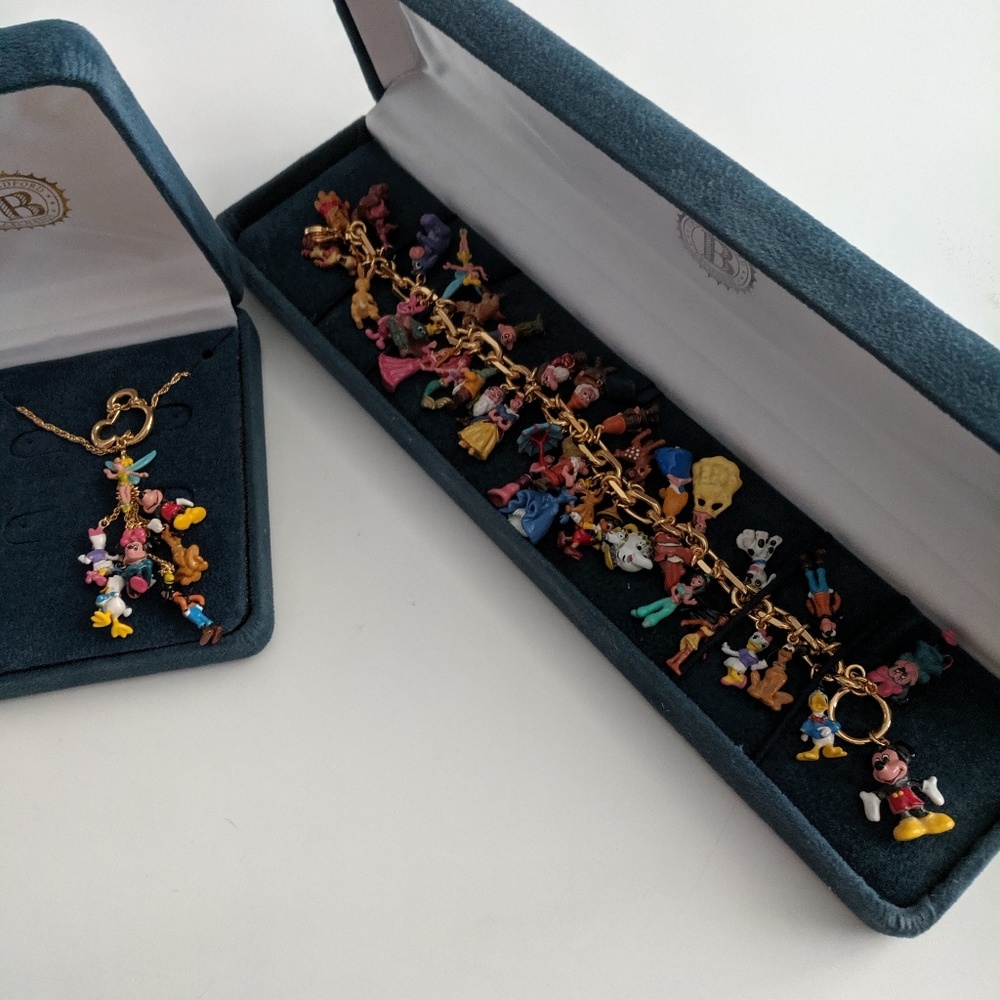 Disney Classic Collectors bracelet and necklace